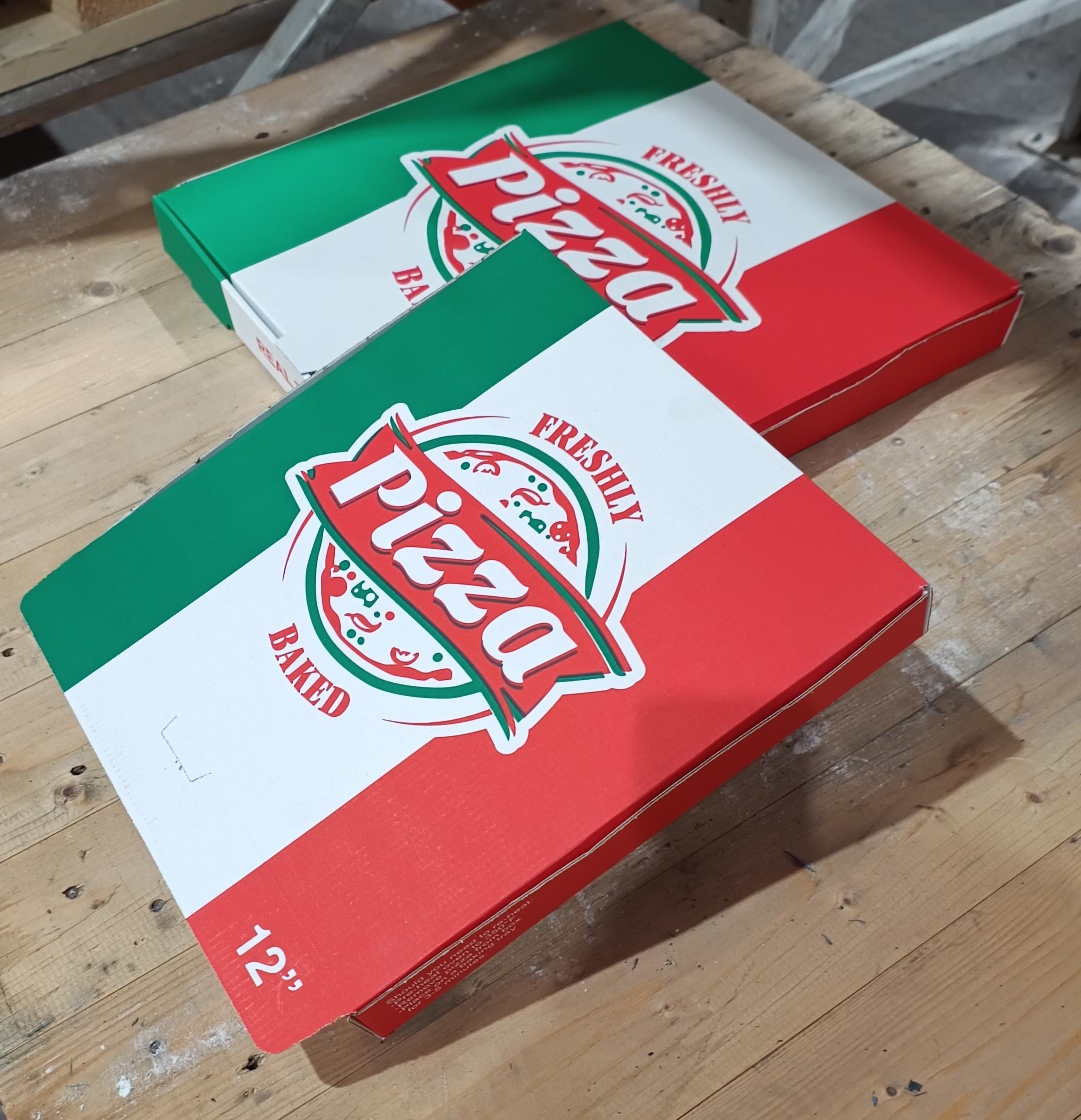 Pizza boxes 